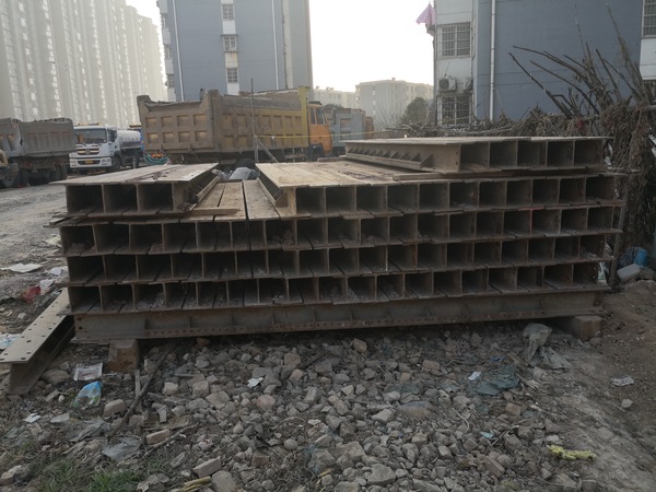 施工便梁D24横梁J